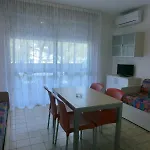 In I بيبيوني